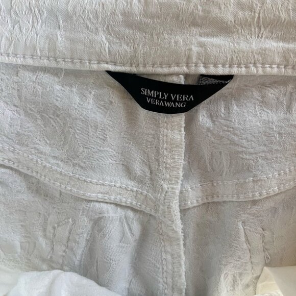 Simply Vera Vera Wang White Cropped Pants Womens 10 Textured Floral Jacquard - Picture 2 of 3